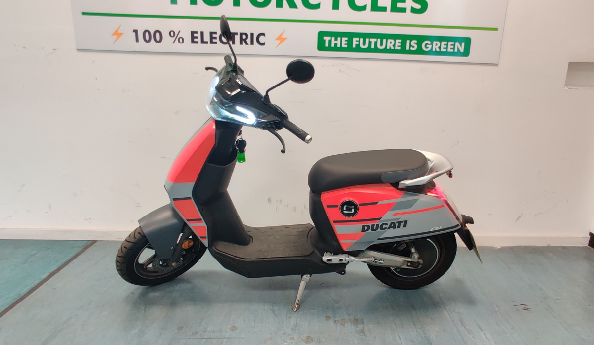 SUPER SOCO CUx DUCATI