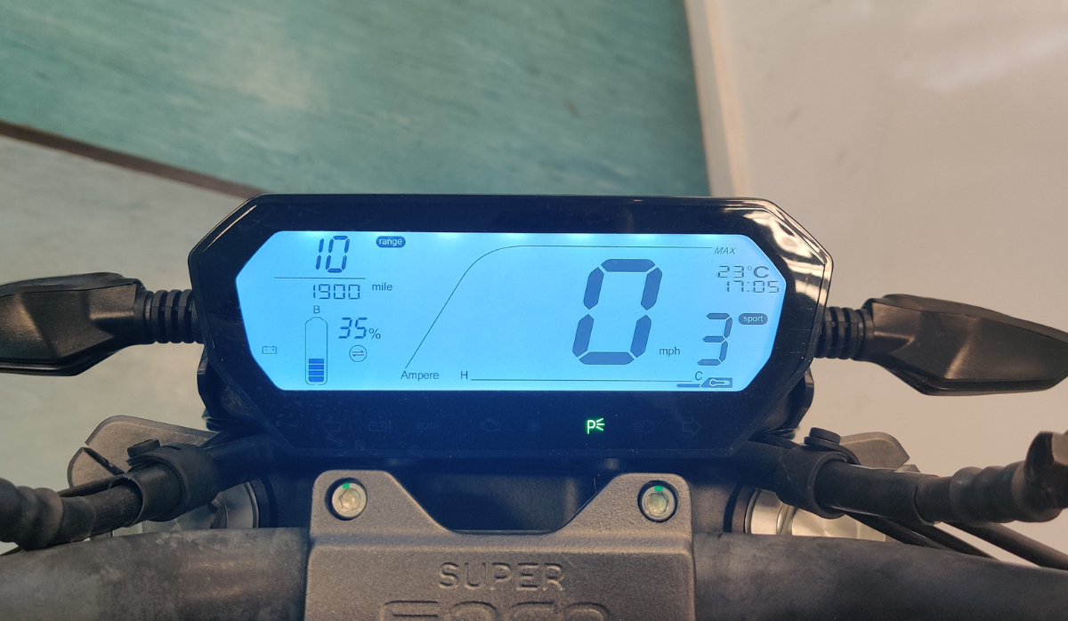 Super Soco TS Street Hunter